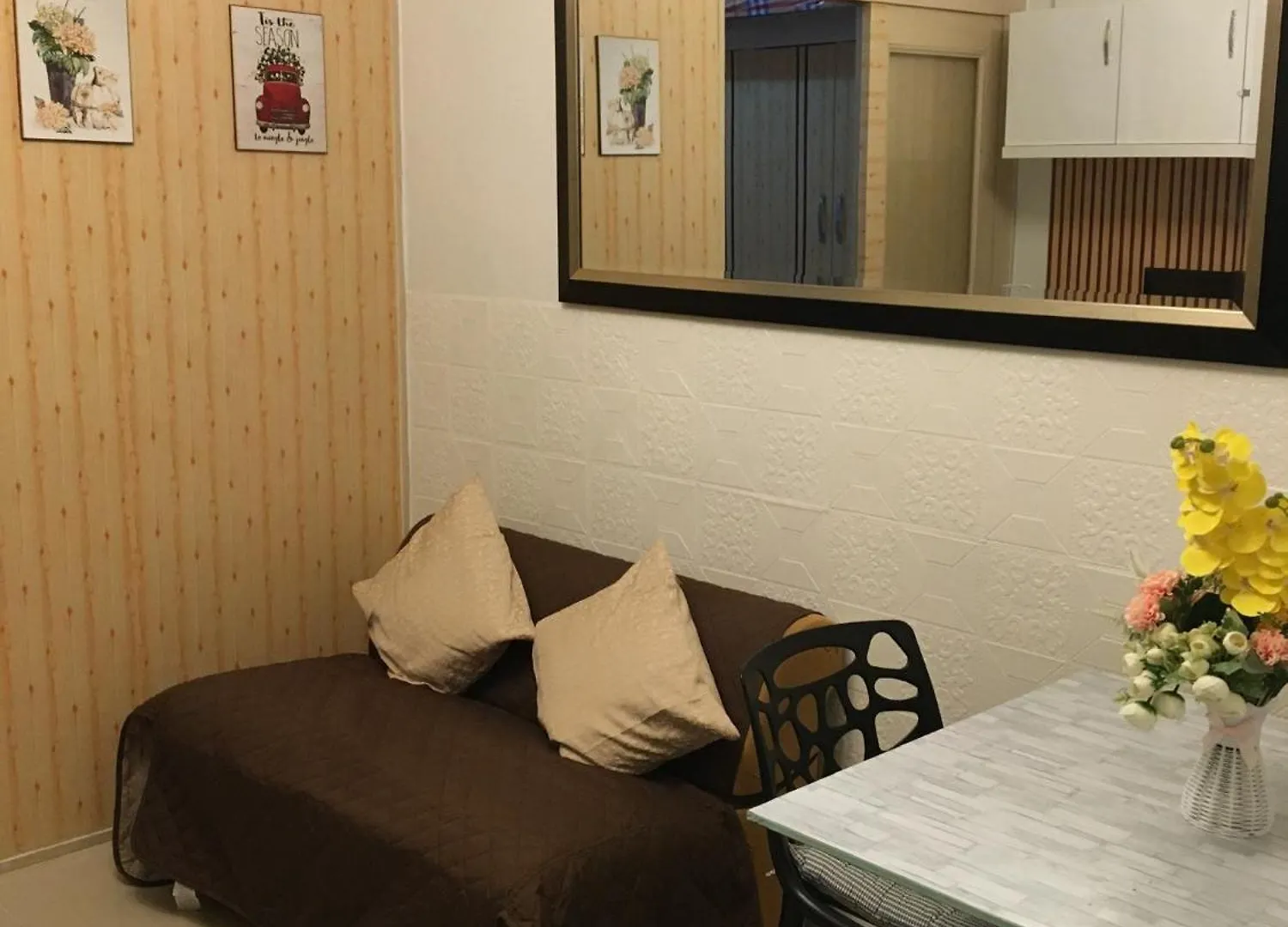 La Shirly Staycation باساي بيت شباب