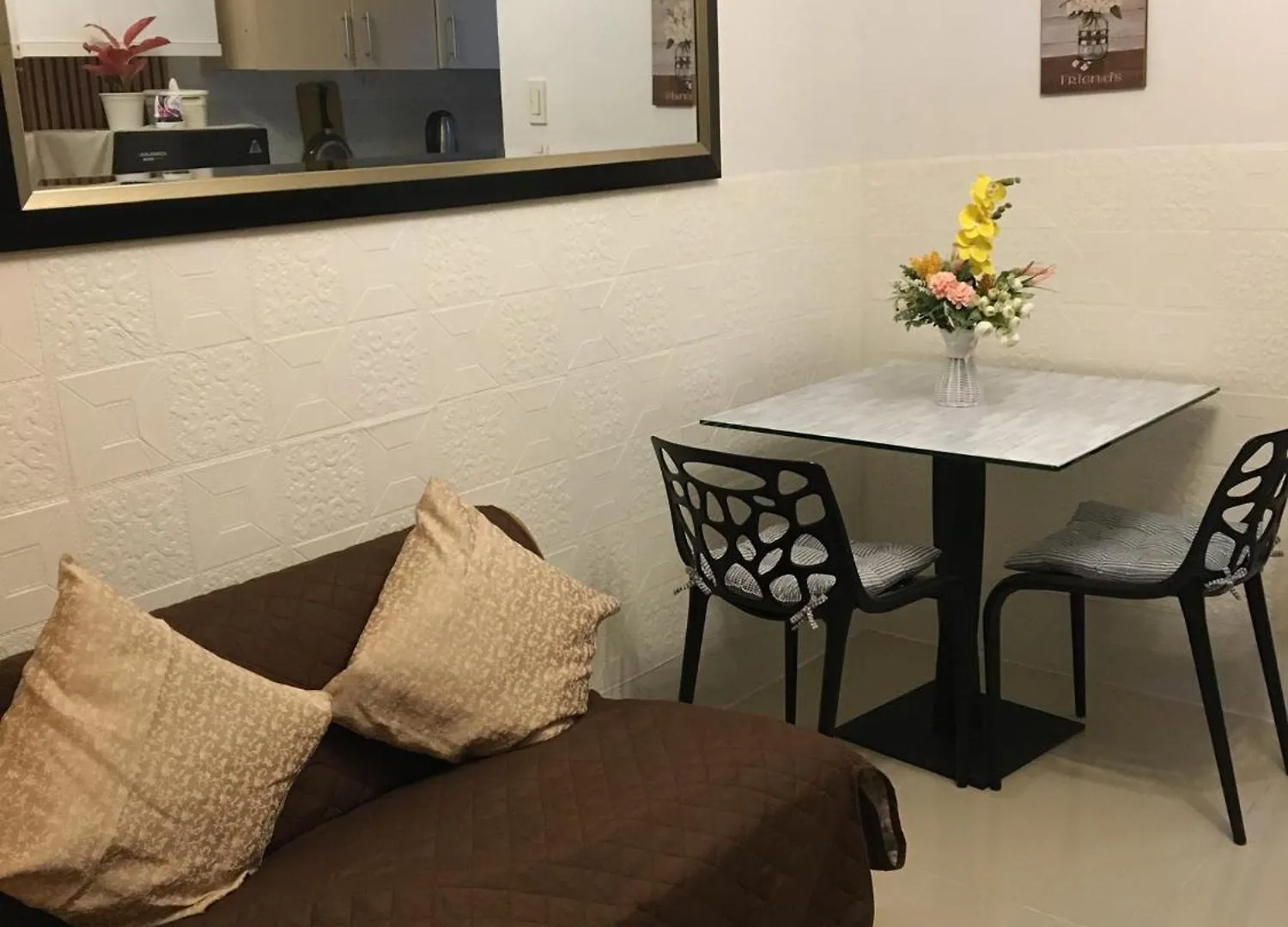 Hostel La Shirly Staycation Pasay Philippines